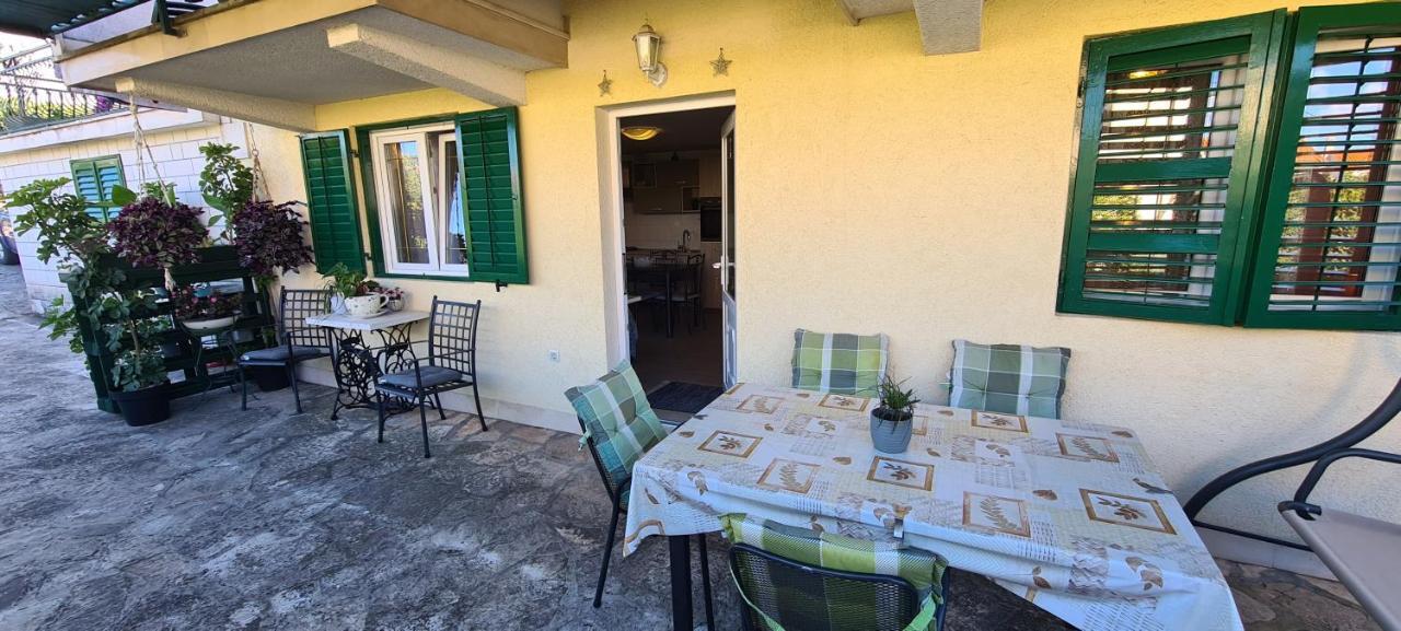 Apartmani Fani Supetar Kültér fotó